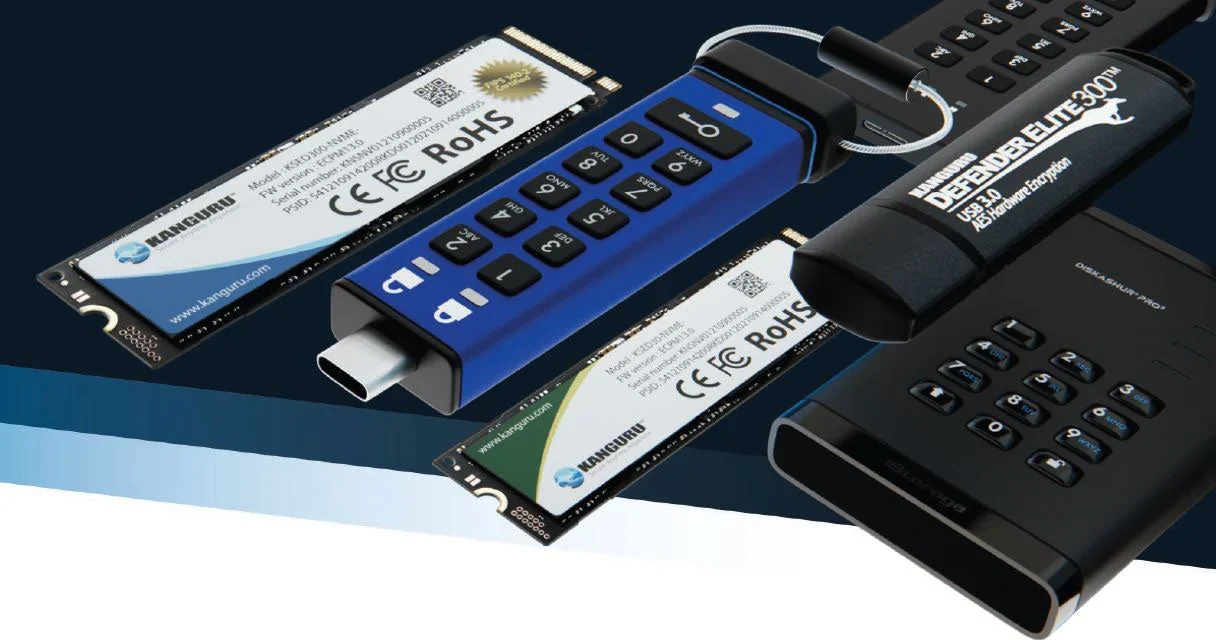 أقراص Kanguru Defender SED300 M.2 SSD، وفلاشة iStorage datAshur PRO+C بلوحة مفاتيح، وجهاز Kanguru Defender Elite300، وهارد ديسك iStorage diskAshur PRO2 بلوحة مفاتيح