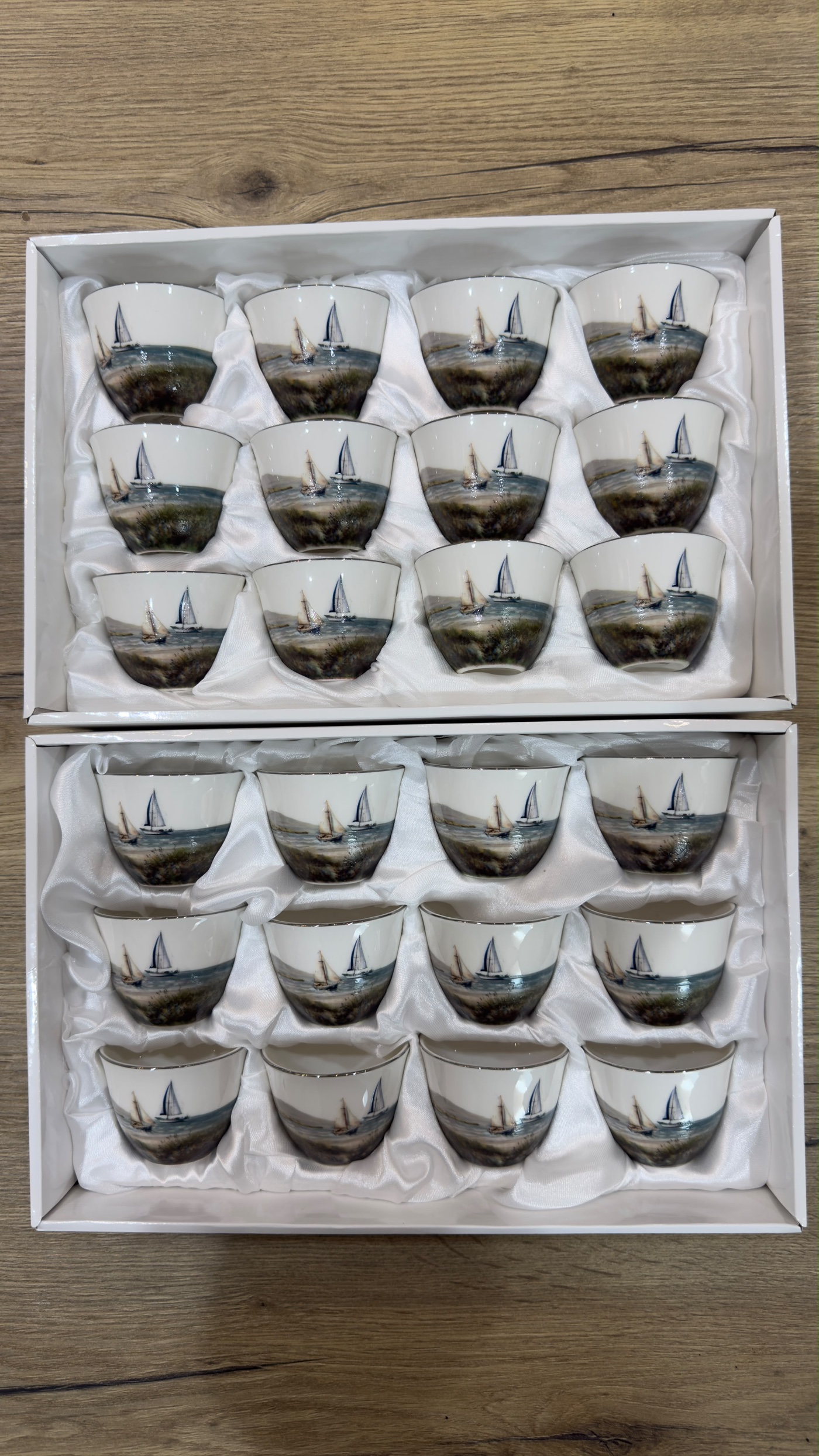 Close detail of a directly printed qahwa cup surface